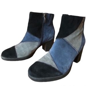 EARTH Suede Colorblock Ankle Boots